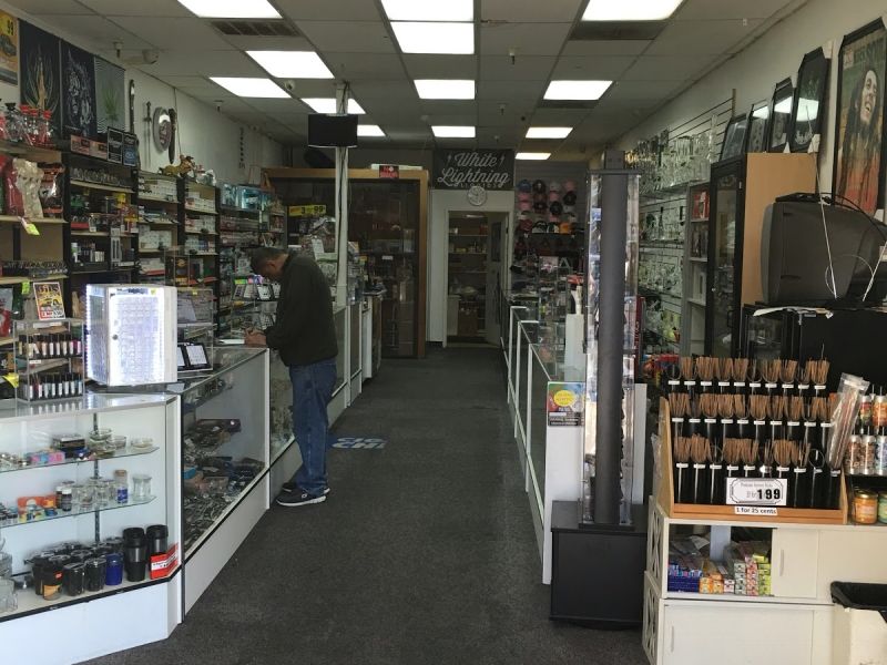 FOLSOM VAPE & SMOKE 8399 Folsom Blv St 3B Sacramento, CA