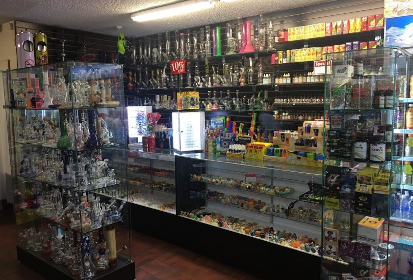 Cheap Cigarette Store /Smoke Shop