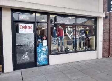 Twisted Smoke Shop (J St)