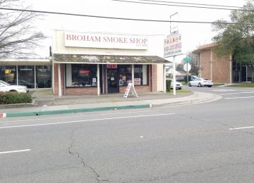 Broham Art & Tobacco