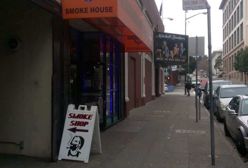 The underground smoke shop & Gift Shop