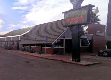 Pepperoni's Pizza & Hookah Cafe