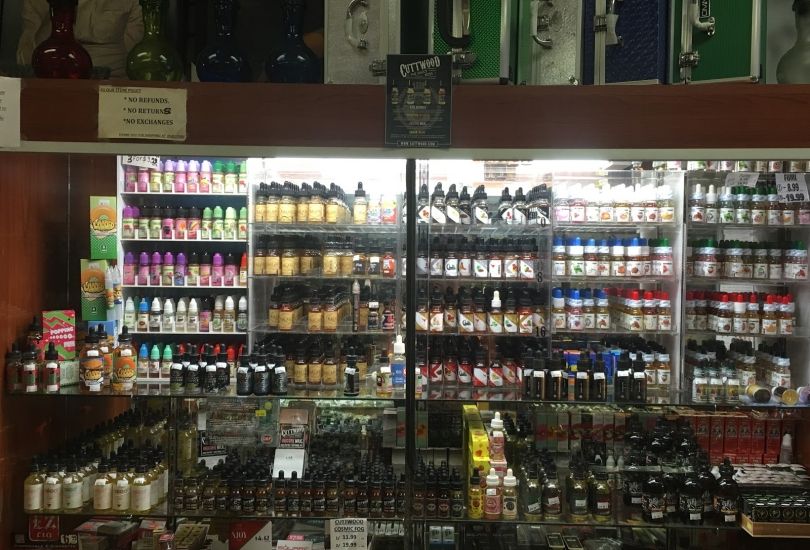 M&M Smoke Shop