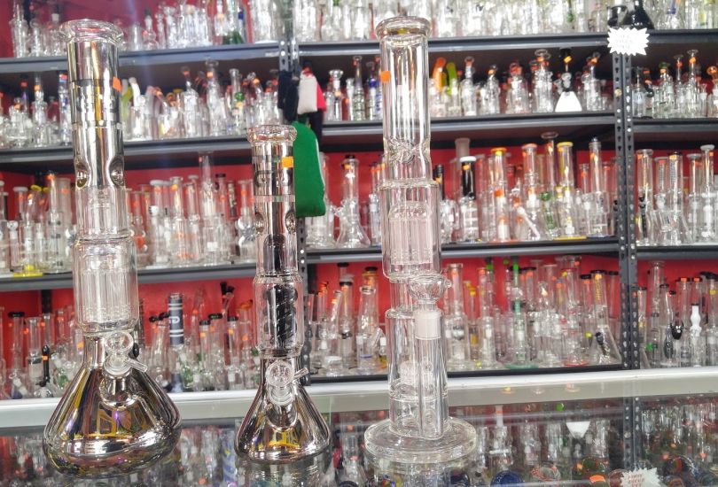 The Bomb Head Shop