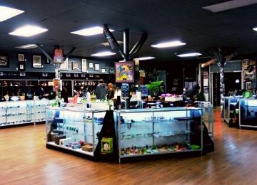 Positive Vibes Smoke & Gifts Shop