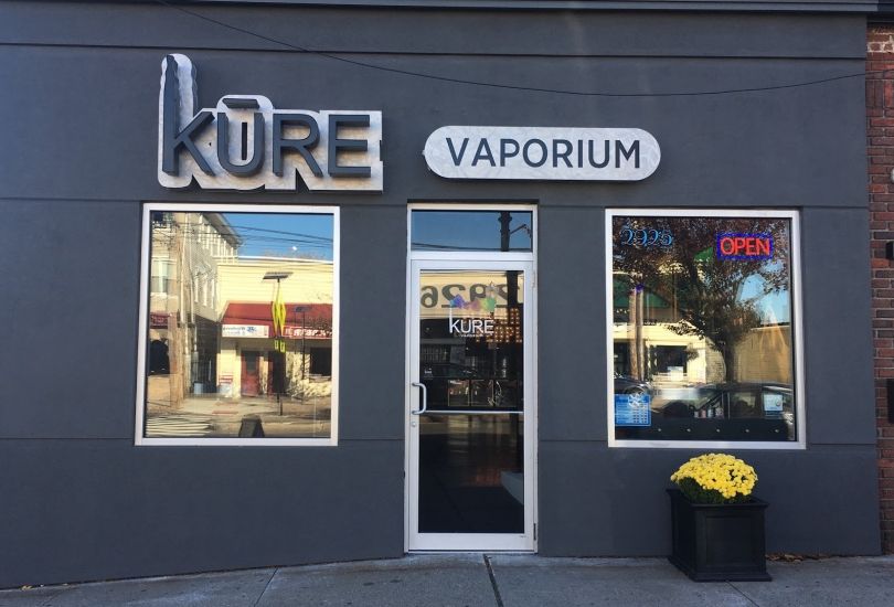 Kure Vaporium Black Rock