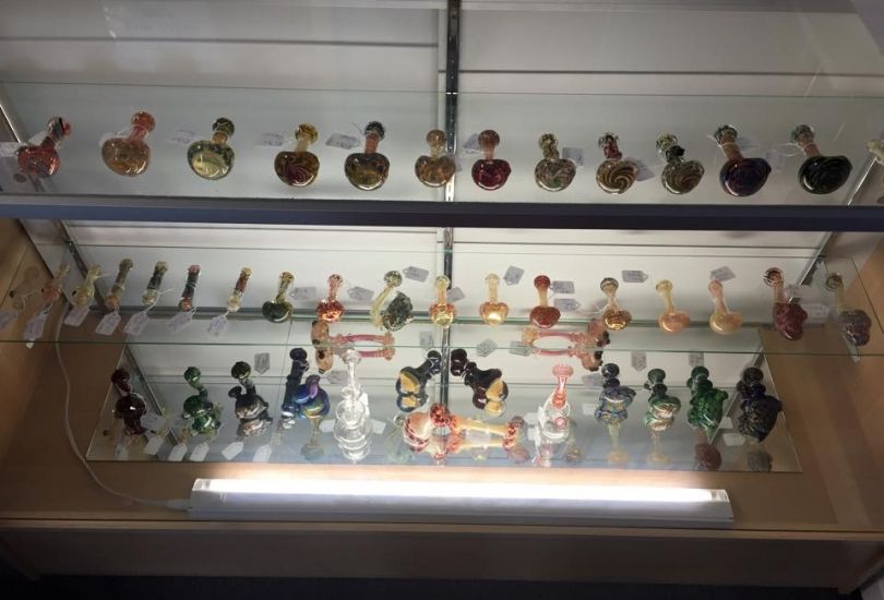 Dawg House Vapor and Glass