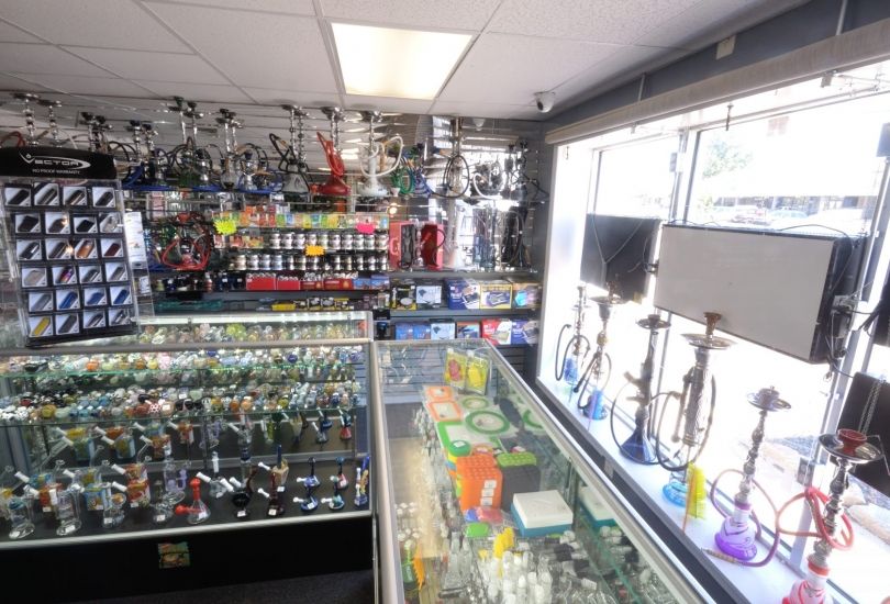 Illadelph by All in One Smoke Shop