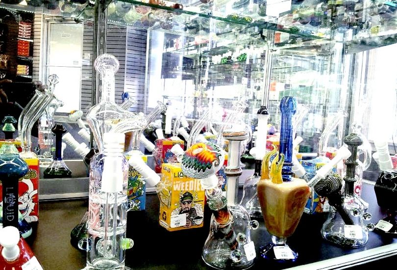 Illadelph by All in One Smoke Shop