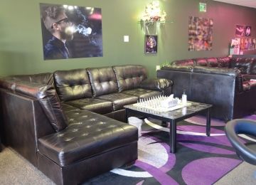 Jayde's Vapor Lounge