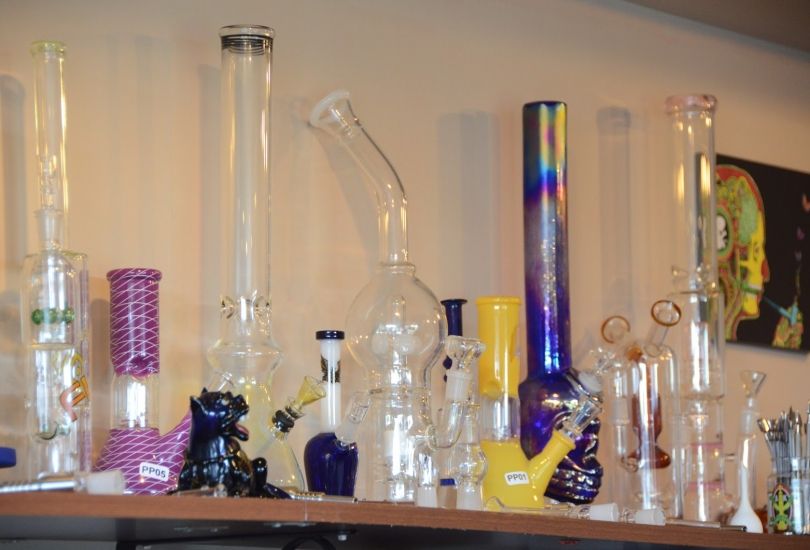 The Smoking Pipeshop Glass & Vape