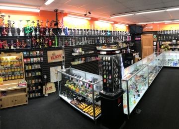 Smoke And Vape Smoke Shop