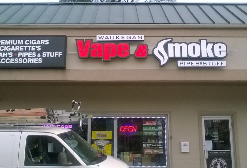 waukegan vape and smoke
