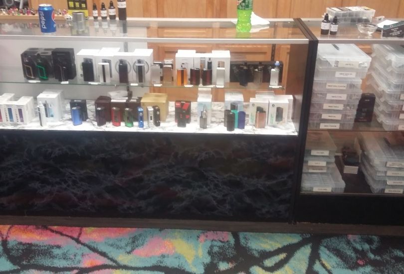 Madtown Vapor And Bar