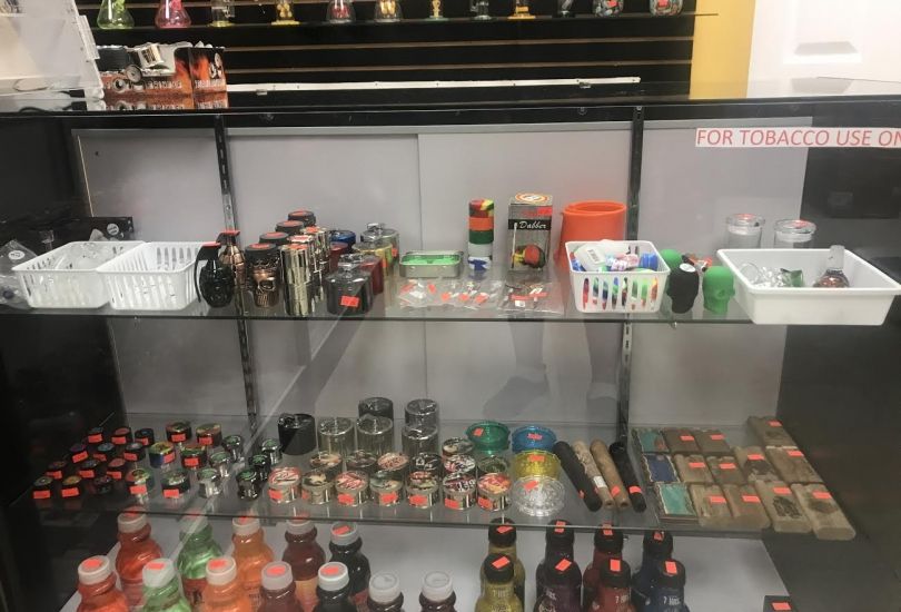 Peru smoke shop and discount tobacco