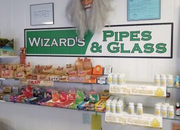 Wizards Pipes and Glass