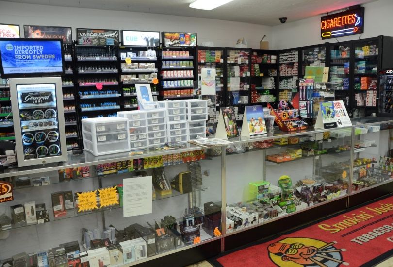 Smokin' Joe's Tobacco & Liquor Outlet #02