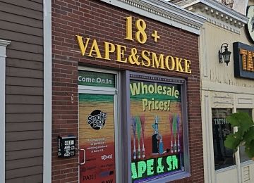 18 Plus Vape & Shop