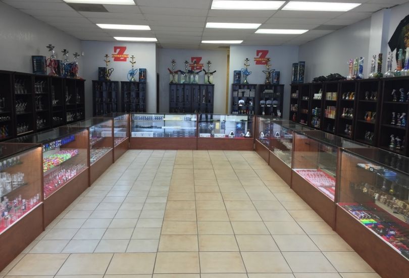 Smoke Tokz Head Shop KC