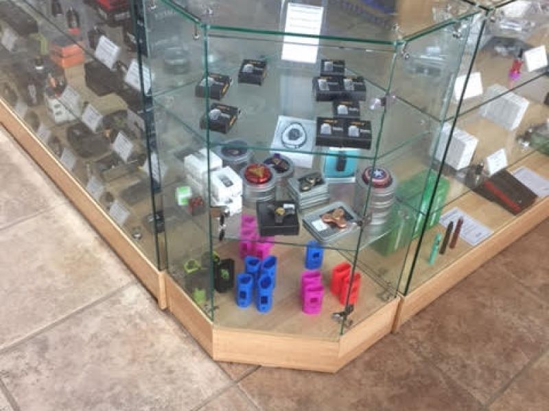vape shops burgess hill Zig-Zag Retailer