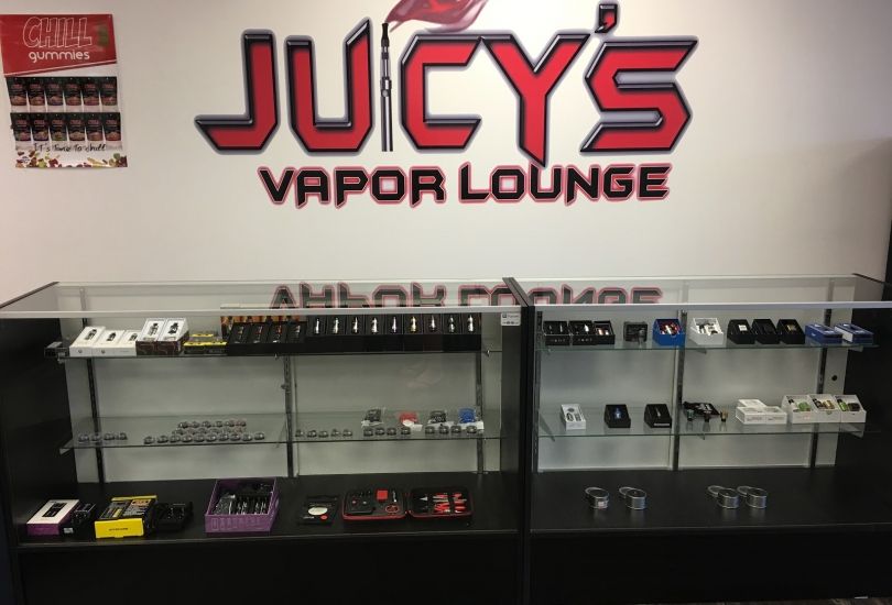 Juicy's Vapor Lounge Manhattan West