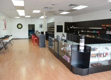 Derb E Cigs Vapor Store