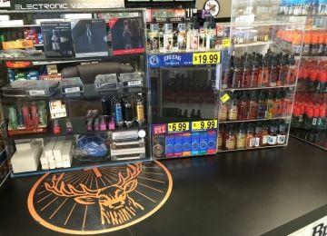 R & R Smoke Shop