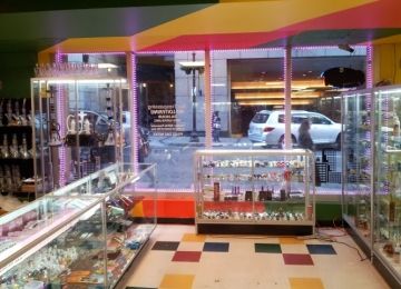 Boston Smoke Shop: Water Pipes, Vaporizers