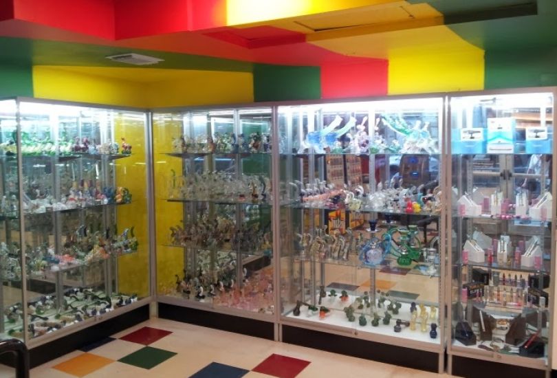 Boston Smoke Shop: Water Pipes, Vaporizers