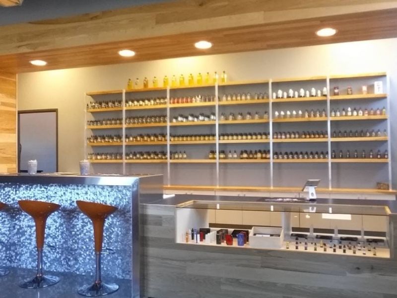 Independent Vapor Company 27251 Gratiot Ave Roseville, MI