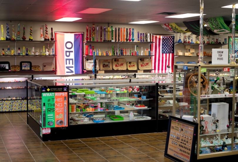 Otter's Oasis Kalamazoo Smoke & Vapor Shop
