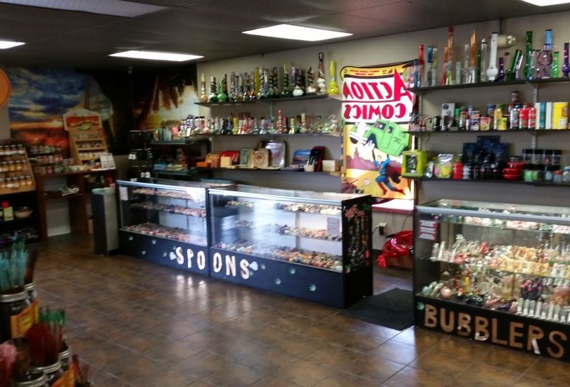 Otter's Oasis Kalamazoo Smoke & Vapor Shop