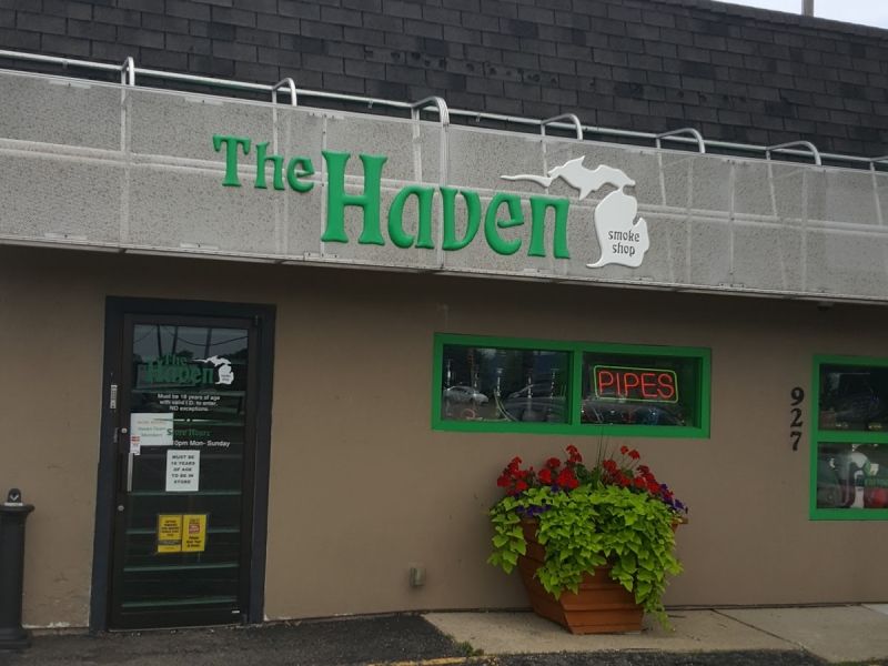 The Haven Smoke Shop Brighton 9927 E Grand River Ave Brighton, MI