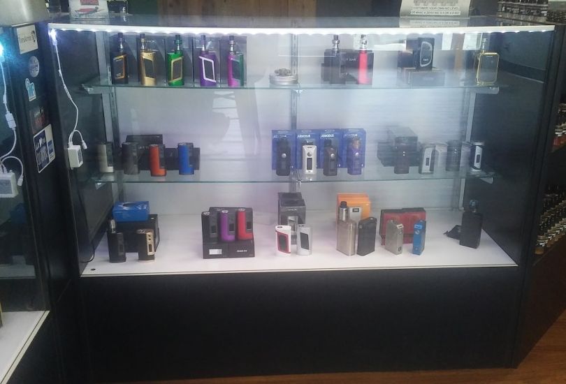 Chuckin' Clouds Vape Shop