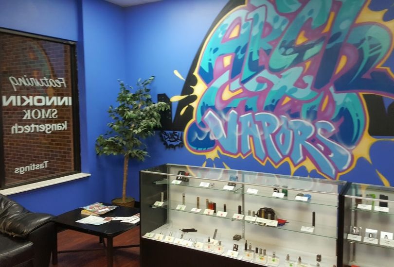 Arch City Vapors- Chesterfield