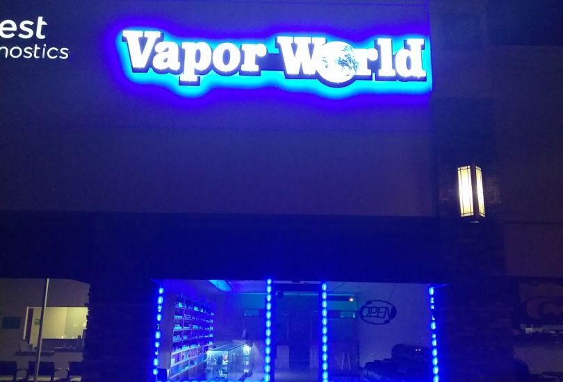 Vapor World Blue Springs