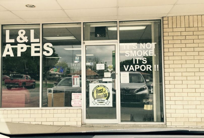 L & L VAPES ELECTRONIC CIGARETTES