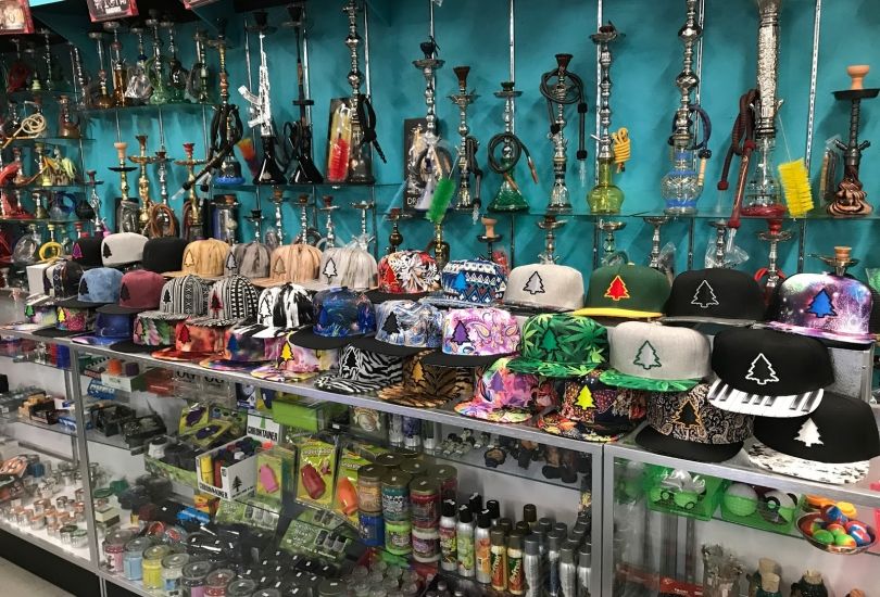 Nahar Food & Discount Liquor Smoke Vape Shop