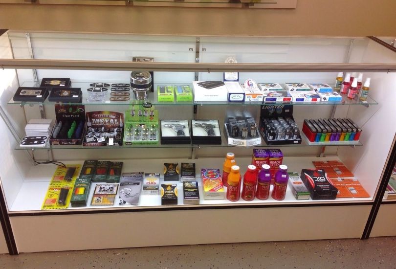 SAM'S VAPES SMOKES & CIGARS-VAPE SHOP