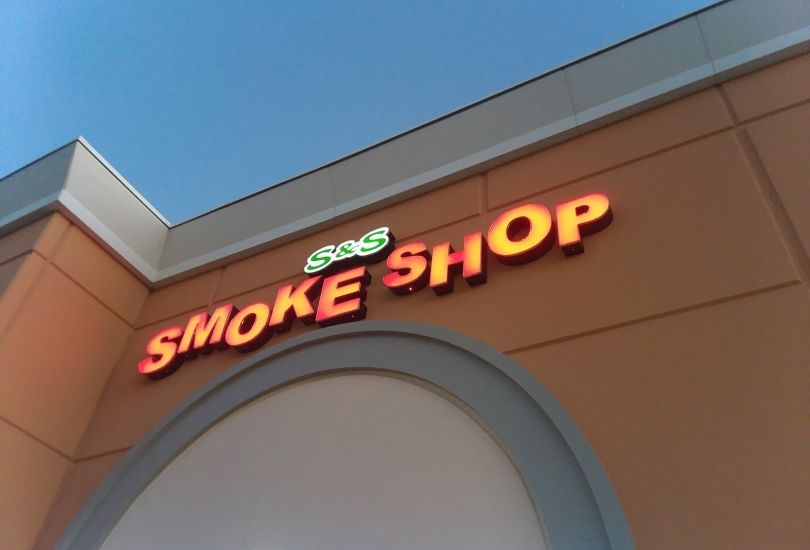 S&S Smoke Shop