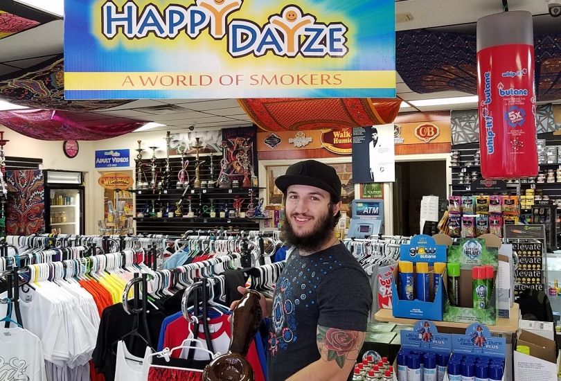 Happy Dayze Cigar & Smoke