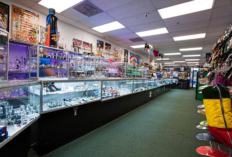 Connoisseur Smoke Shop by All In One