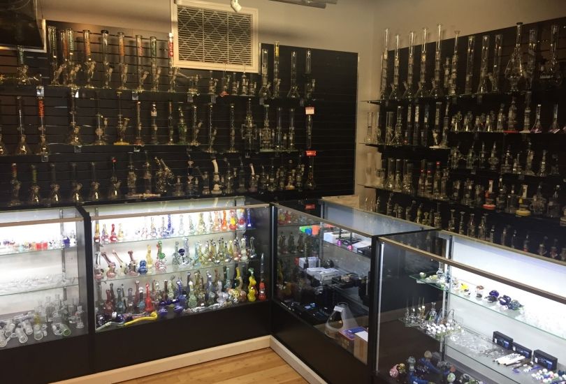 Pipe Kingz Smoke Shop