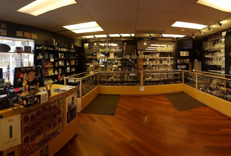 Exscape Smoke Shop