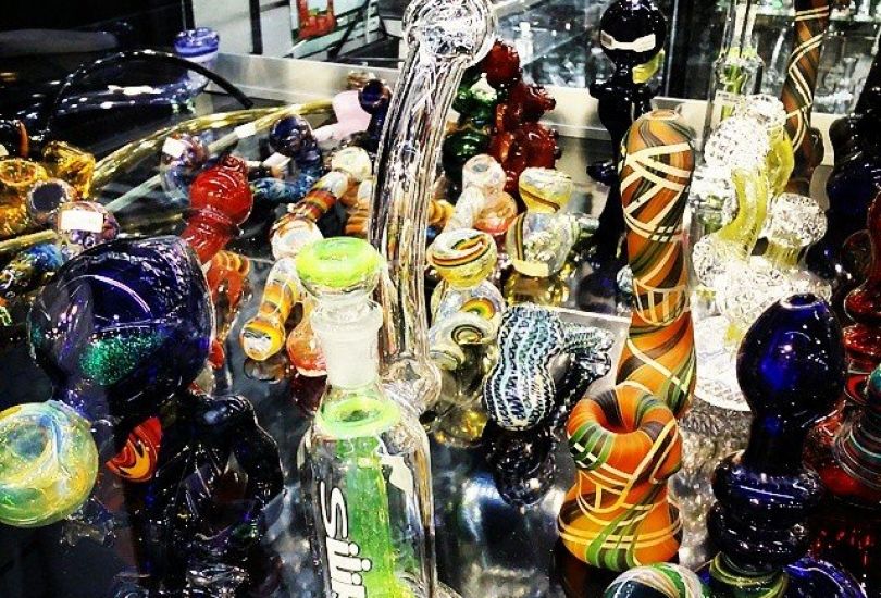 Pipes & Stuff | Smoke - Vape Shop