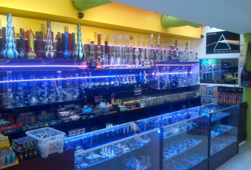 Romantic Smoke Shop Mega Store