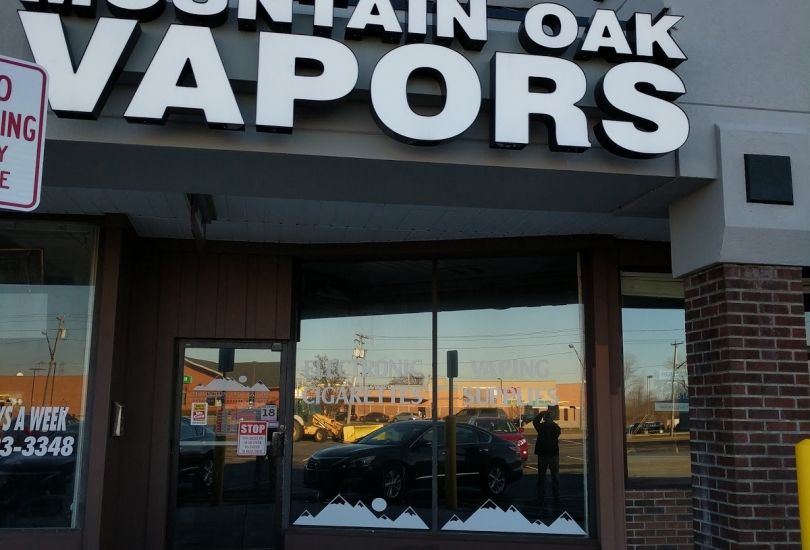 Mountain Oak Vapors of Niagara Falls