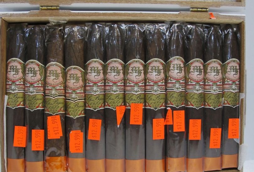 Cigar Warehouse Inc DBA Astoria Cigar Corner