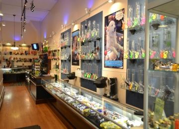 Headdies Pipe & Vape Shop