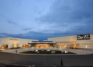 Fashion Outlets of Niagara Falls USA